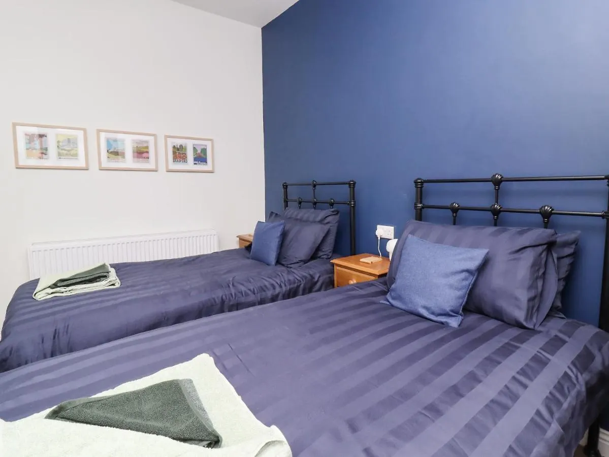 2 James Street Keighley
